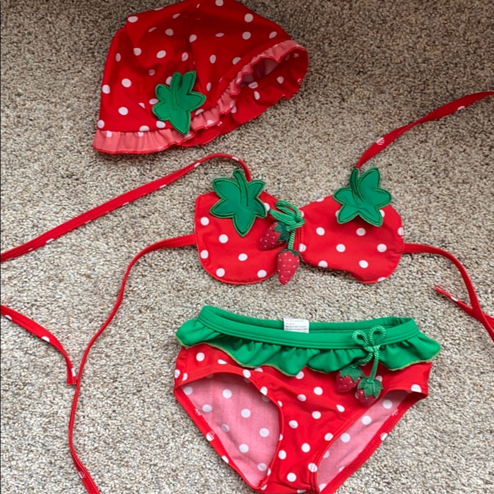 Toddler girl 3 piece swim set - Strawberry 2T
